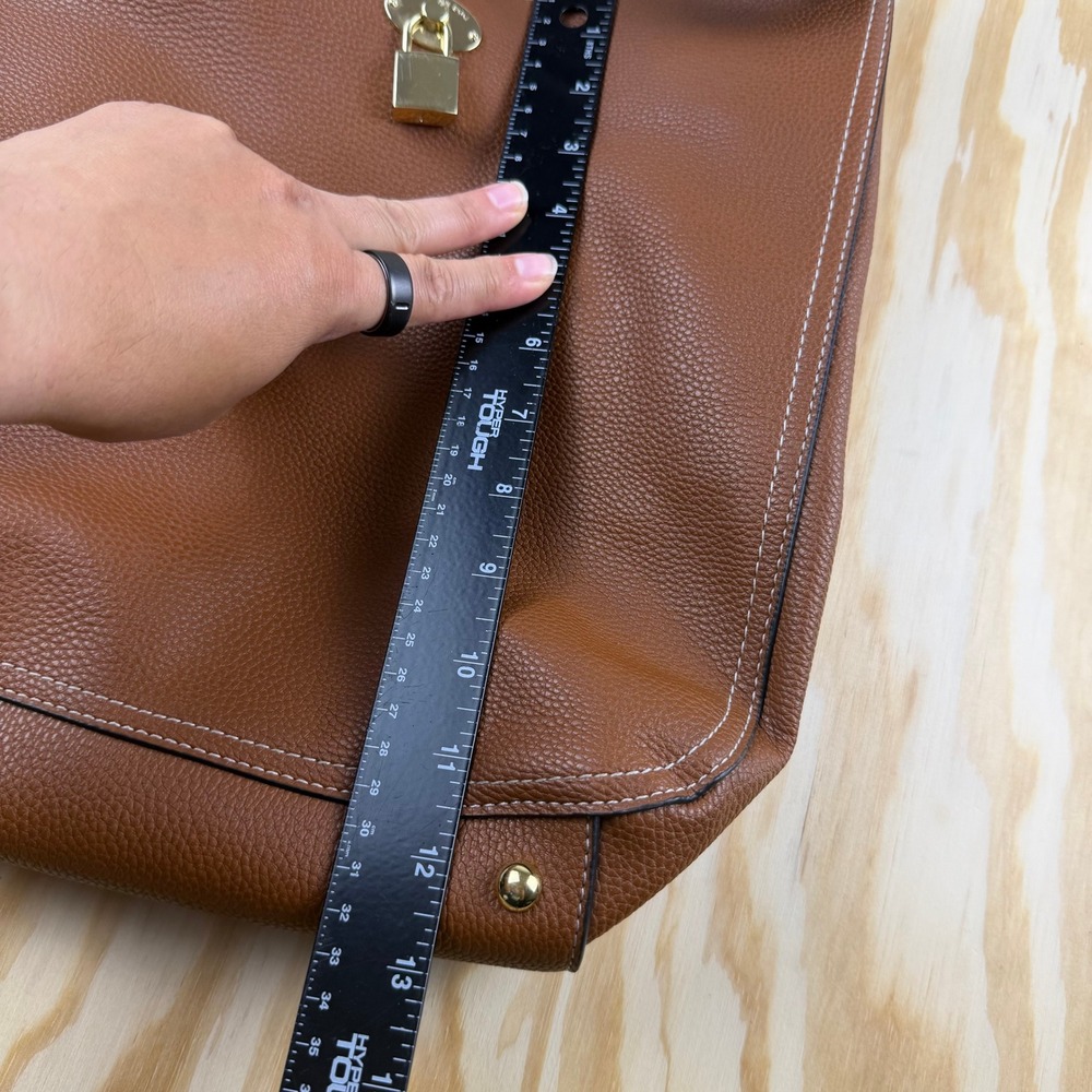 London Fog Cognac Brown Pebbled Leather Hobo Bag Gold Padlock Shoulder Bag - Picture 6 of 8